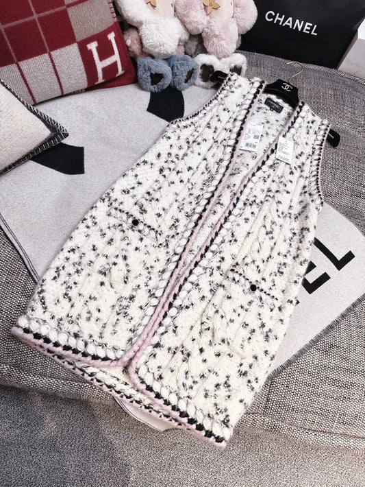 Chanel 21A off-white with black and pink tweed cardigan vest