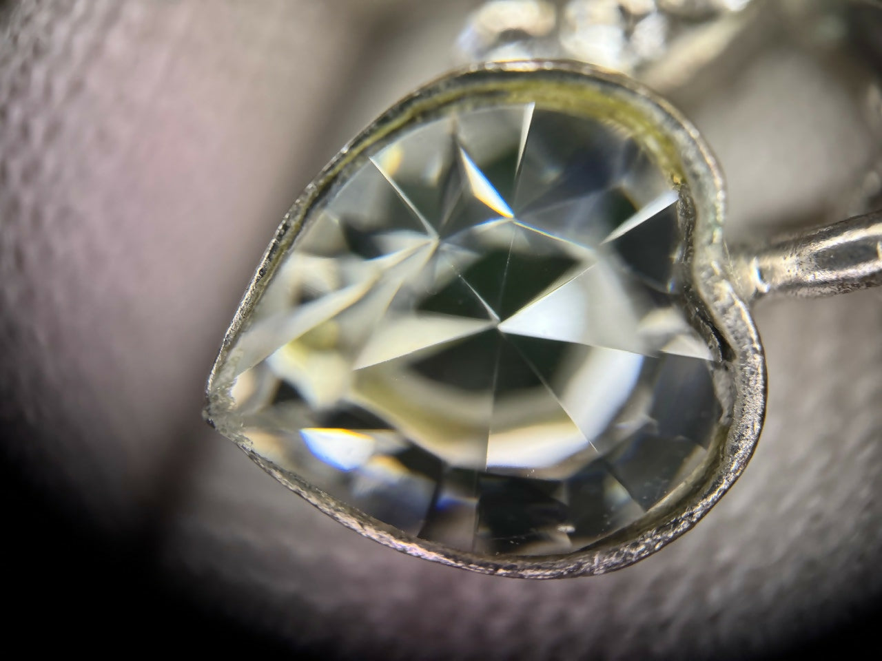 Chanel Vintage 06P Rhinestone Sliver Toned Heart Necklace