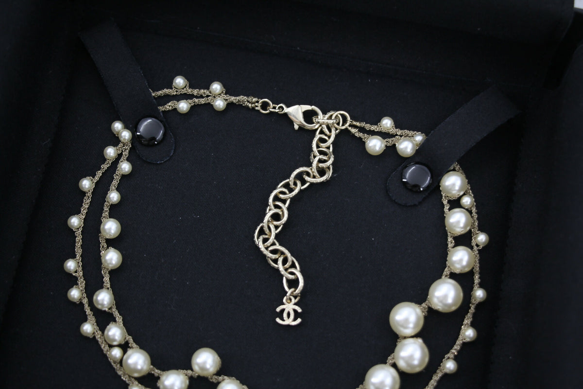 Chanel 18S Imitation Pearl & Woven Chain CC Necklace