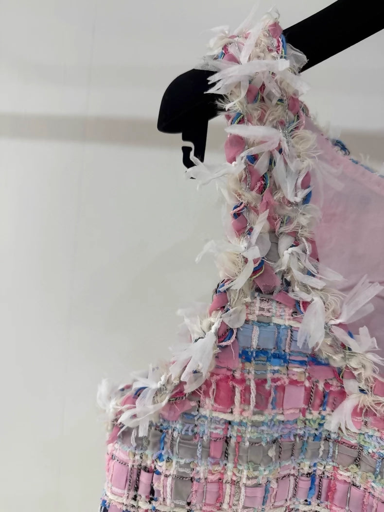 Chanel 25S Pink tweed Vest