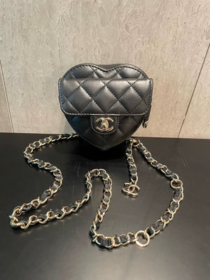 Chanel 22S heart waist chain bag