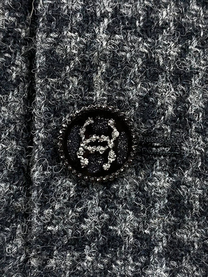 Chanel 22K gray and black pants