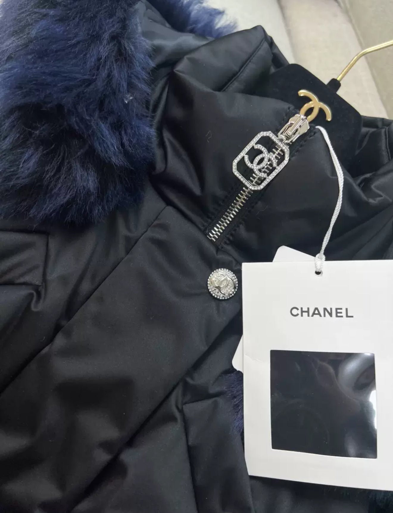 Chanel 23N blue fur down jacket size 40 – Wararni.com