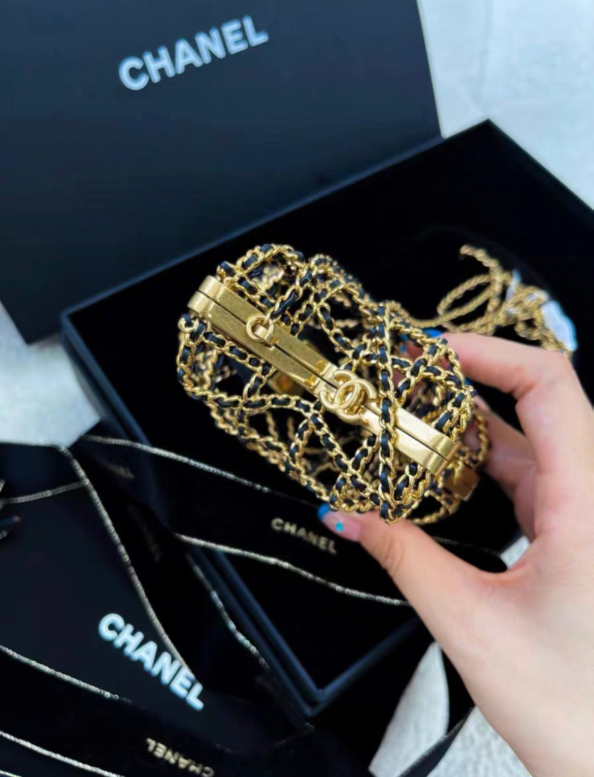 Chanel 2021-2023 CC Star Minaudiere crossbody bag – Wararni.com