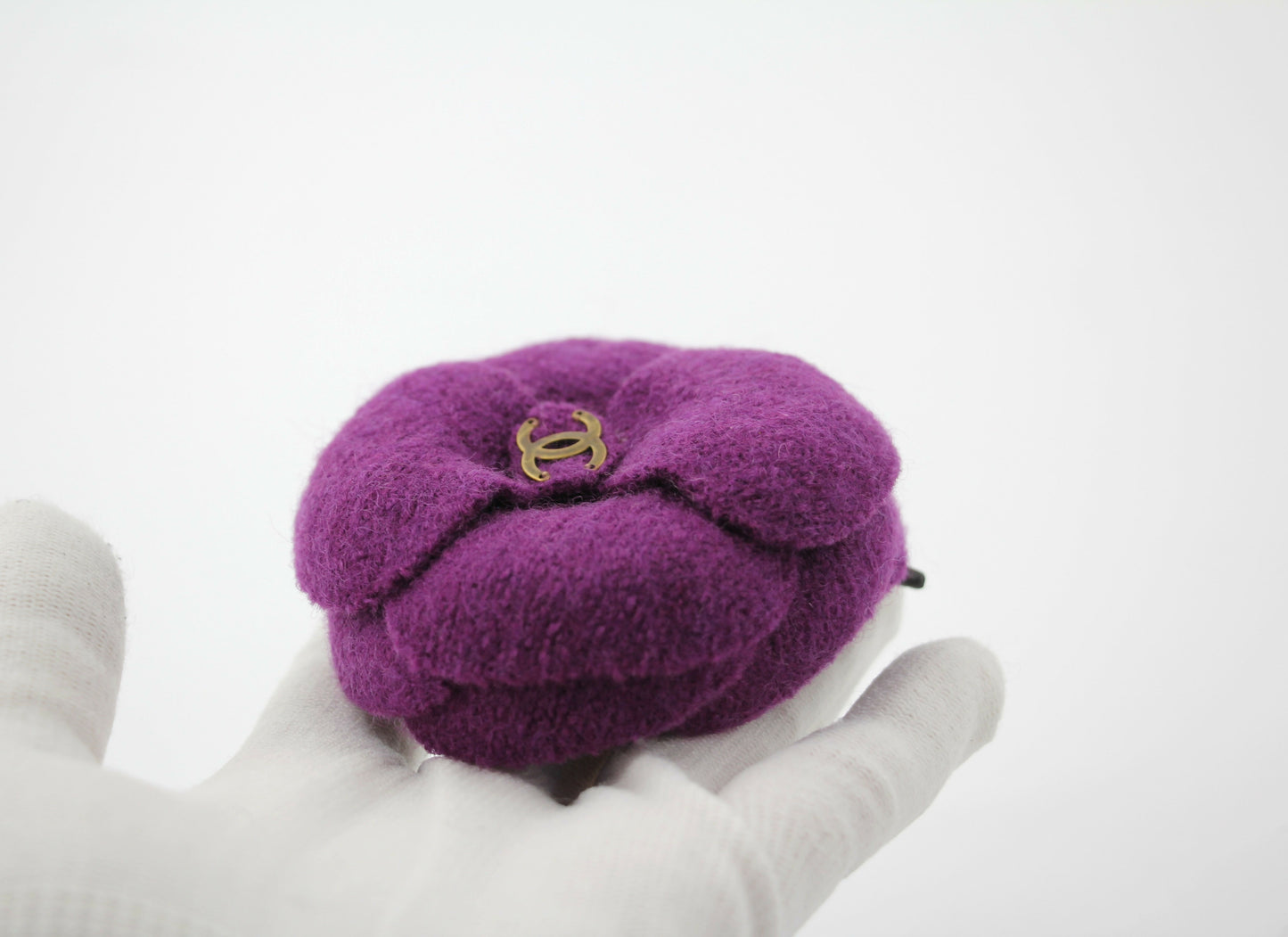 Chanel Vintage 81-85 Tweed Purple Large Camellia Brooch