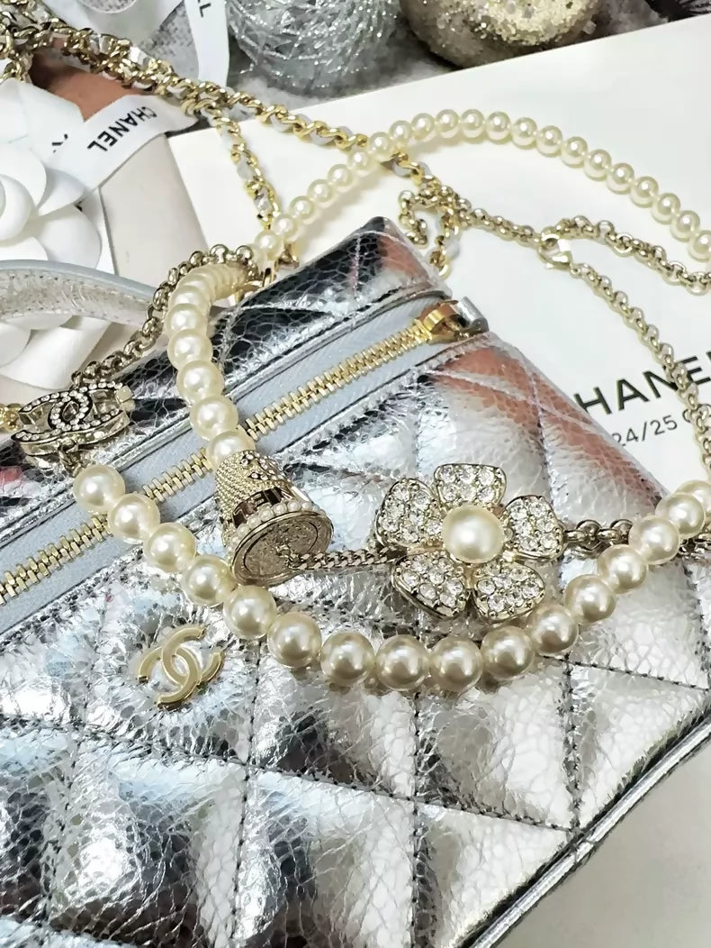 Chanel 23s champagne gold full-diamond camellia bonsai pearl chain sweater necklace