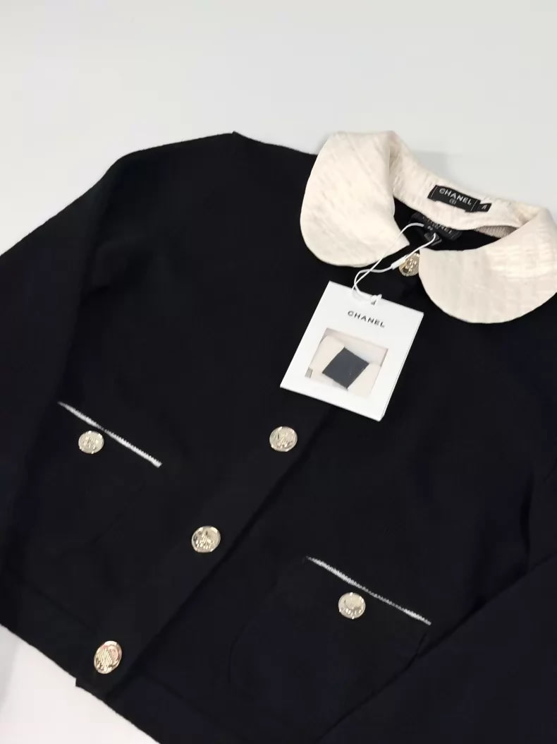 Chanel 25B white Collar Black Cashmere Cardigan