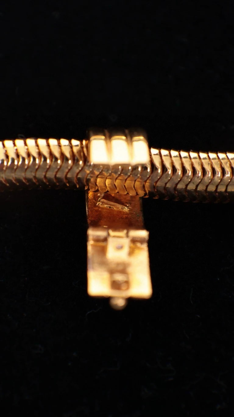 Chanel 1997 Plain Gold Pearl Chain Necklace