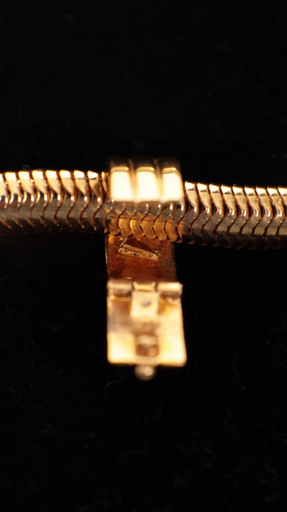 Chanel 1997 Plain Gold Pearl Chain Necklace