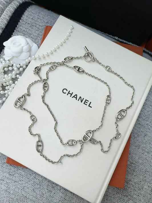 Hermès 120cm Farandole chain made from sterling Silver with the iconic Chaine d'ancre motifs