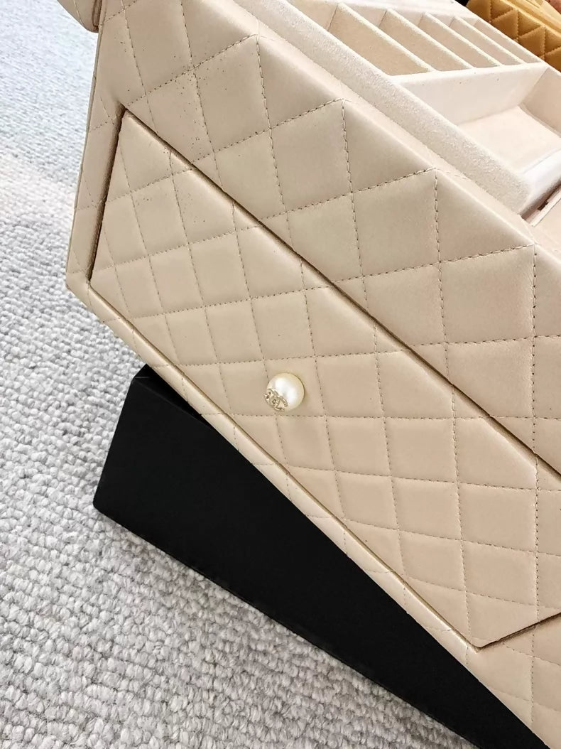 Chanel 16A champagne gold quilted lambskin largest size jewelry case/box