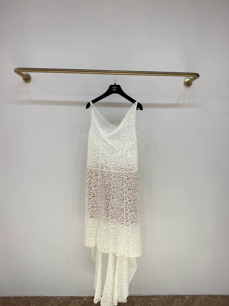 Chanel 23A dress in white lace "Clair de lune"