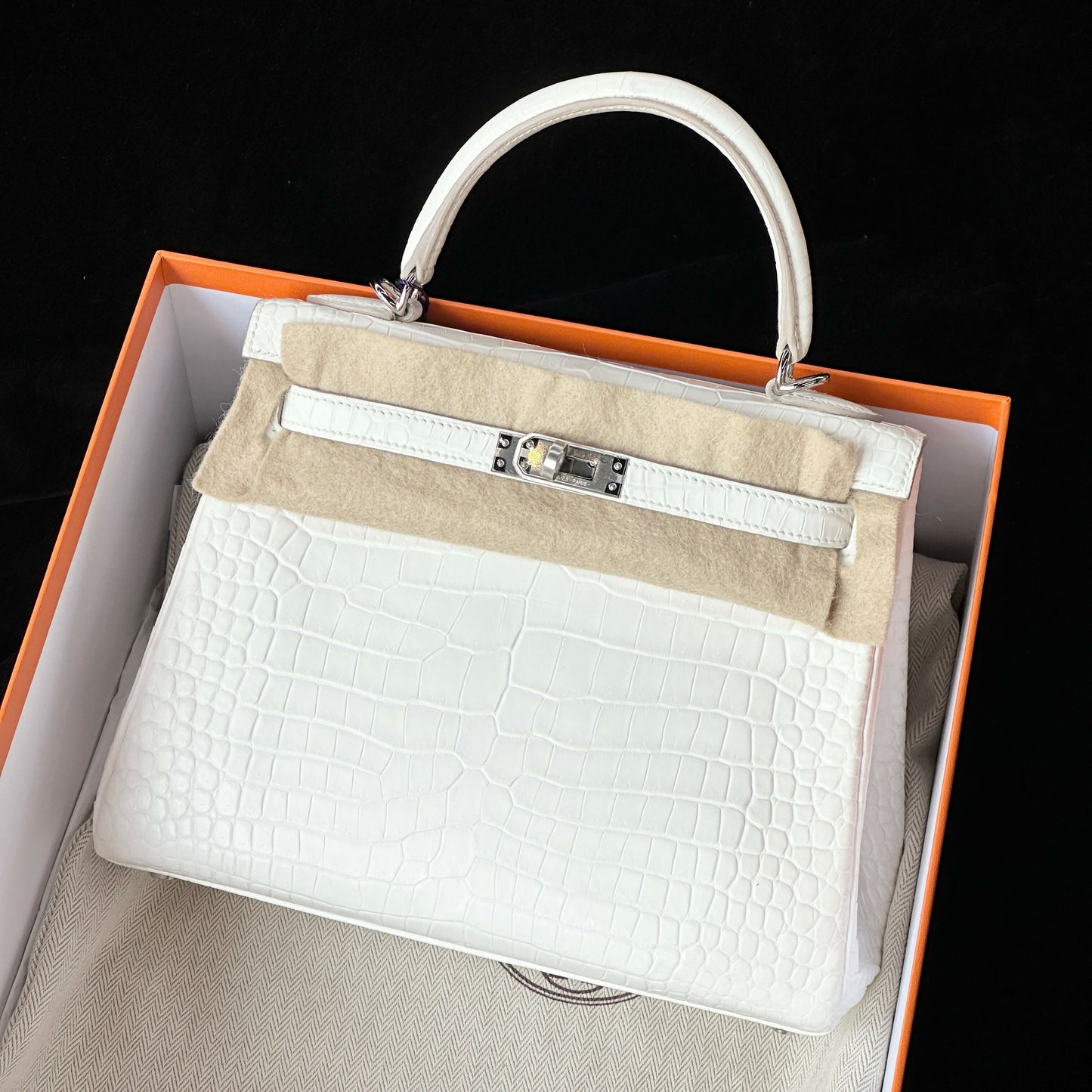 Hermès Kelly Sellier 25 Bleu Nacre Porosus Crocodile Matte with Palladium Hardware