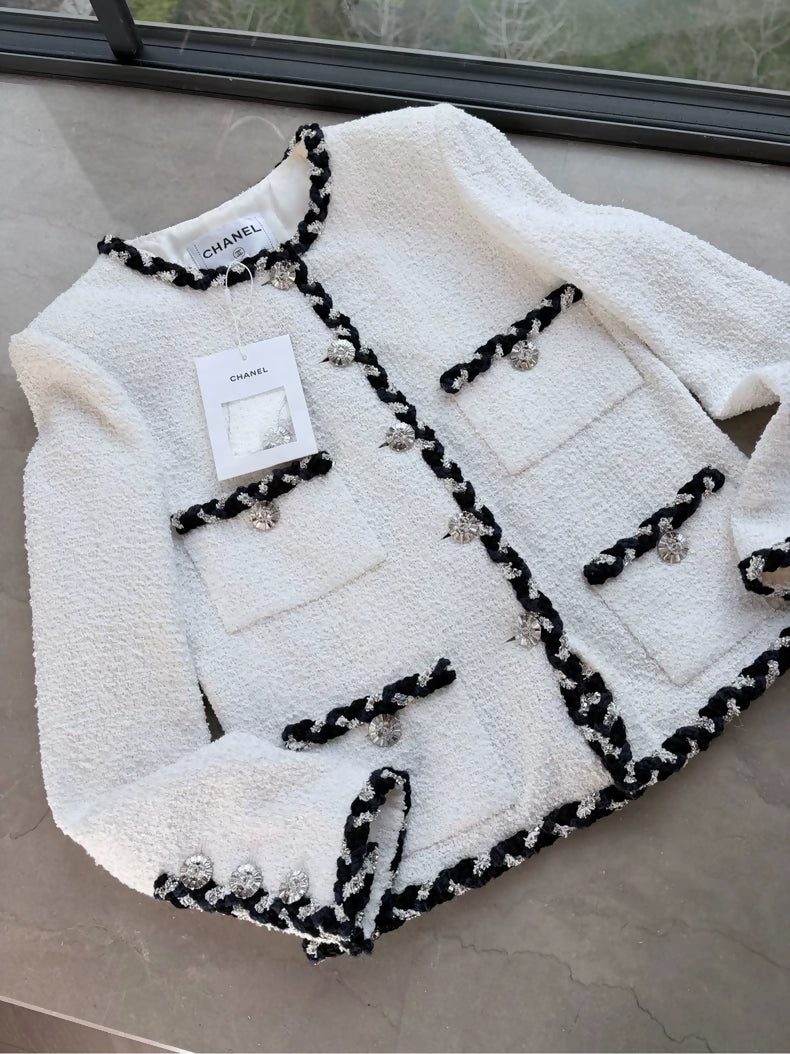 Chanel 23C white tweed Jacket with black triming