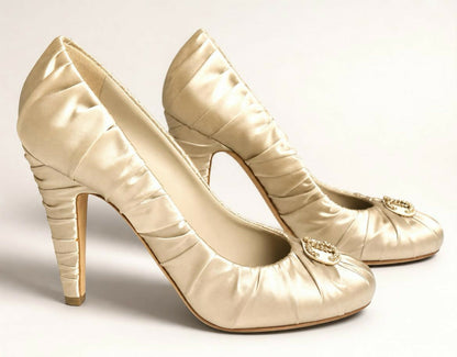 Chanel 17A Pearl Champaign Beige Rutched Satin Silk CC Pump Heels EU 37