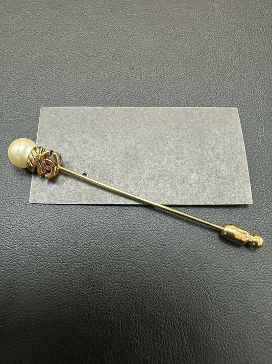 Chanel Vintage 54-71 Gold-plated Imitation Pearl Twist CC Bar Brooch