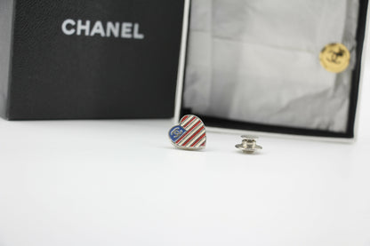 Chanel Vintage 03A Metal American Style Heart Brooch