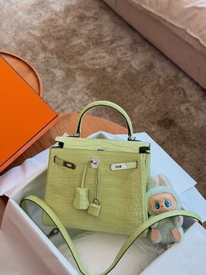 Hermès Kelly 25 Vert Criquet / Vert Jade Matte Alligator (Square ⁠☐⁠ Symbol) with Palladium Hardware