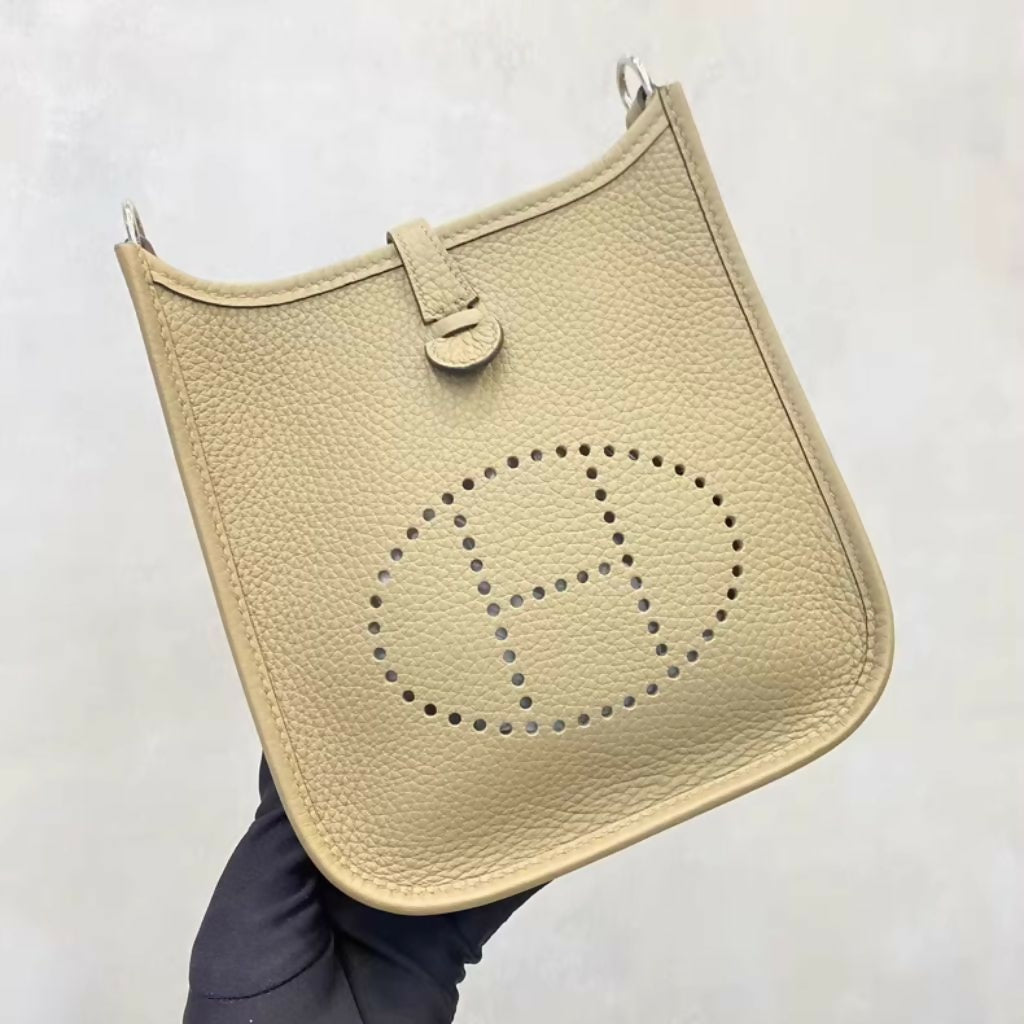 Hermes bag (3)
