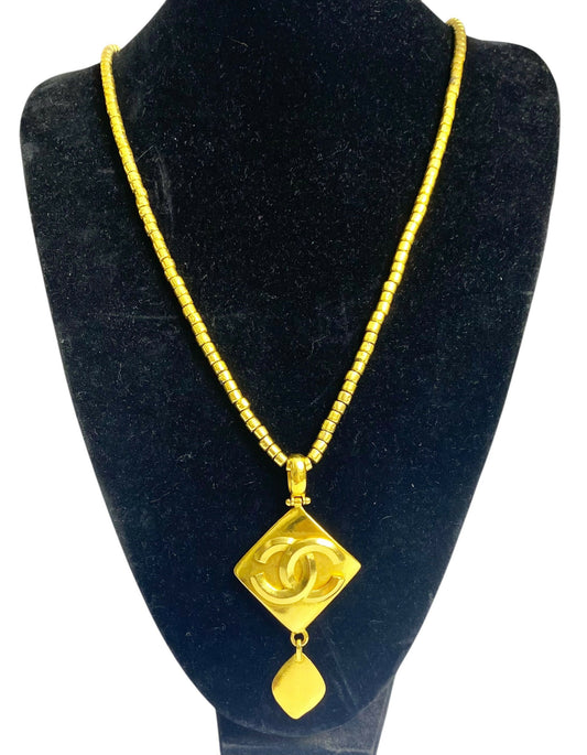 Rare Chanel Vintage 96P Long Rhombus Oversized Pendant Necklace 24K Gold Plated