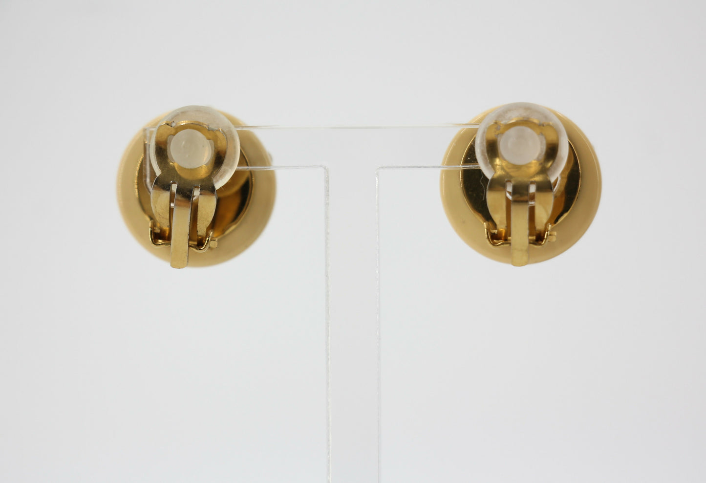 Chanel Vintage 96C Resin Light Brown Loop Clip-on Earrings
