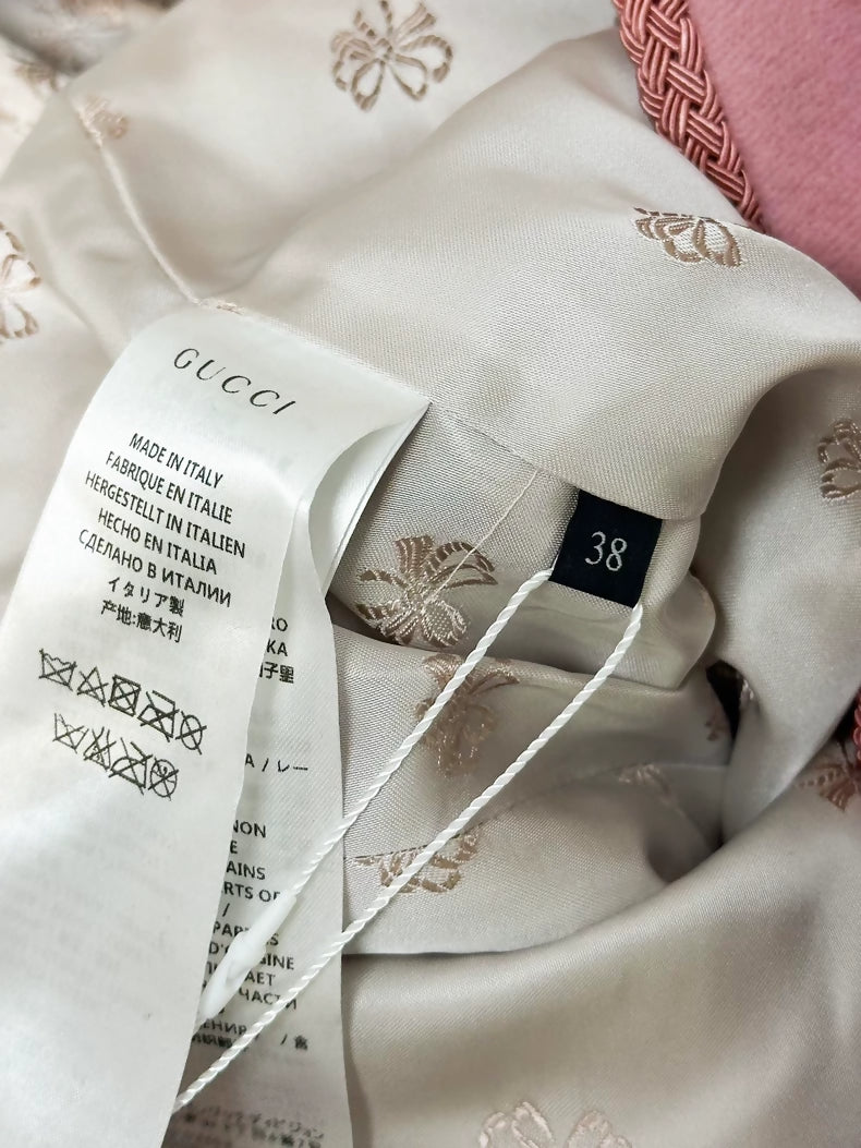 g*m様 GUCCI ロングコート 40 ピンク Gucci Pink wool coat with mink collar – Wararni.com