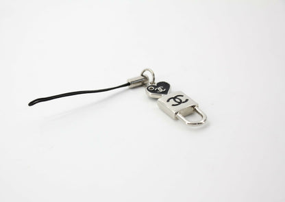 Chanel Vintage 07P Metal Silver Keyring Bag Charm