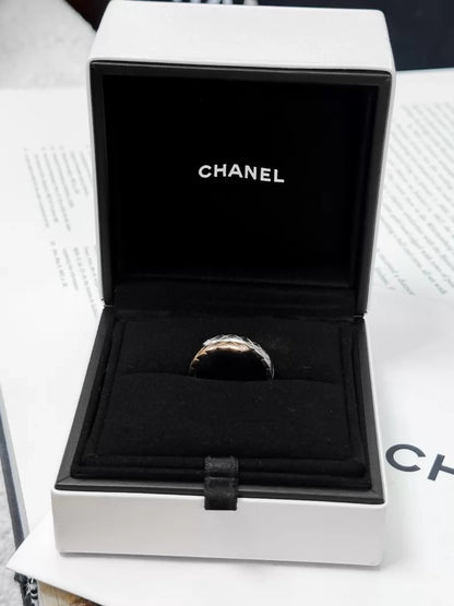 Chanel Coco crush TOI ET MOI two-tone ring