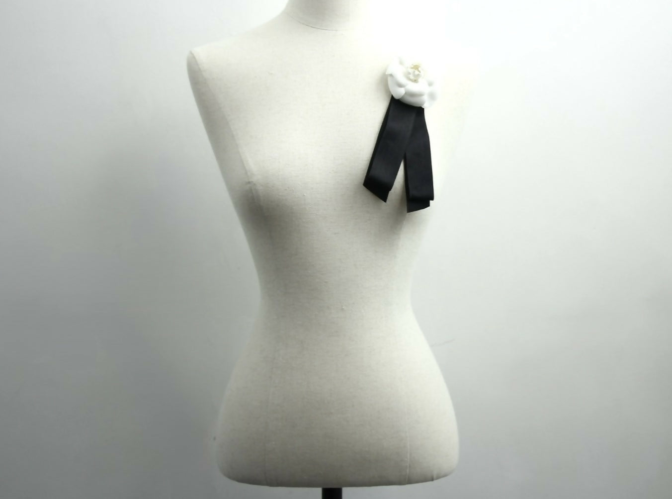 Chanel Vintage 81-85 Satin Fabric Black Camellia Ribbon Brooch
