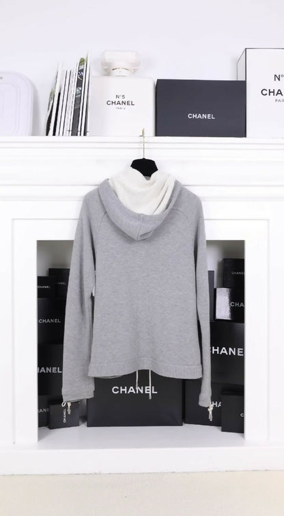 Chanel sports series gray zipper hooded cardigan