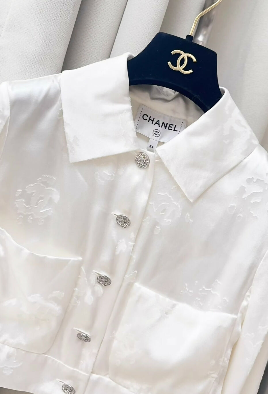 Chanel 22A white ecru silk jacket