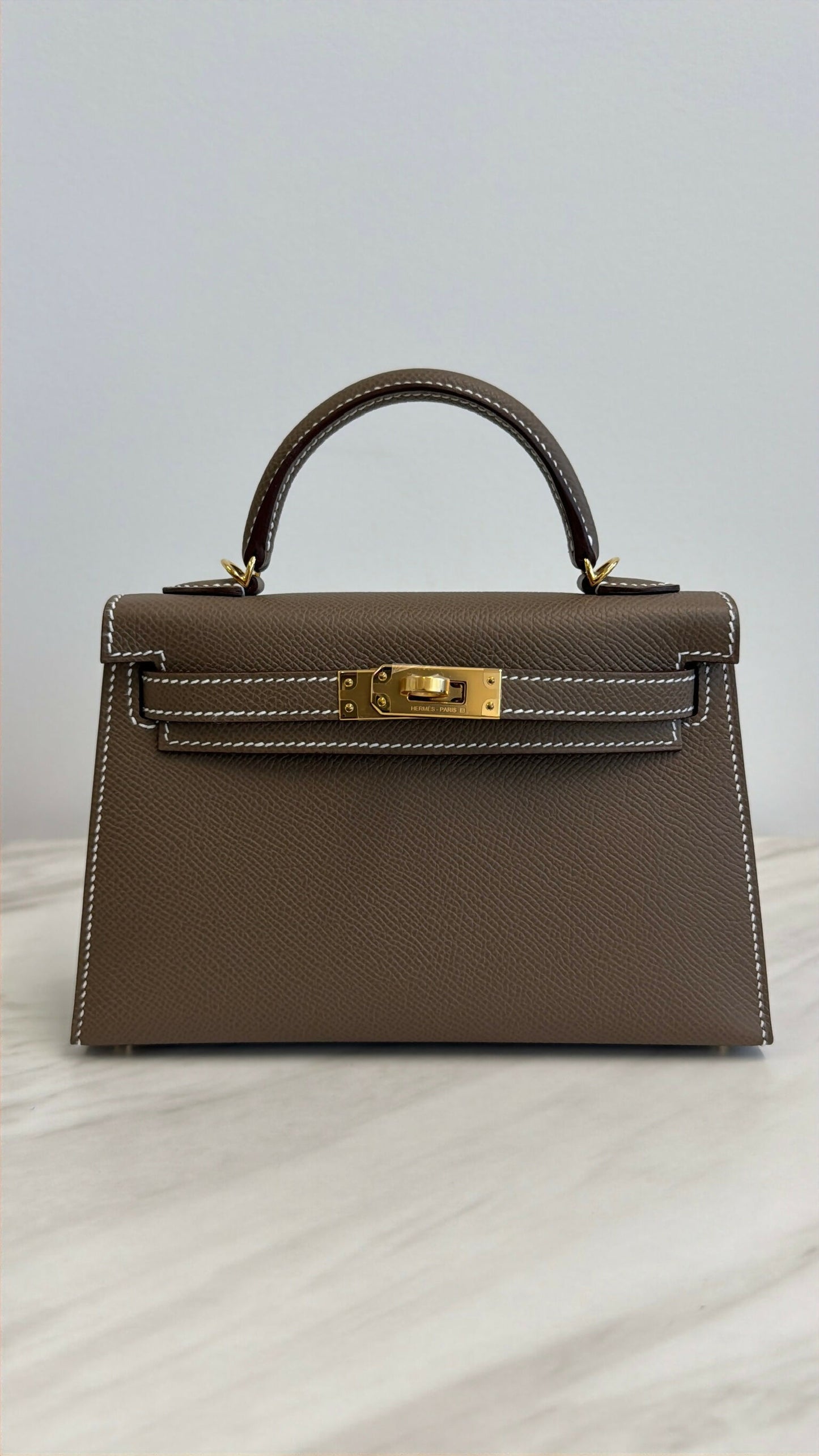 Hermès Kelly 20 Etoupe Epsom GHW G 2026