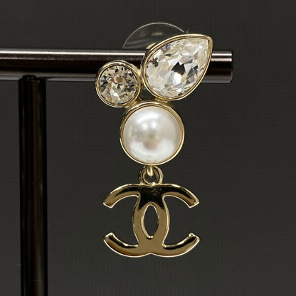 Chanel 22A water drop rhinestone pearl earrings
