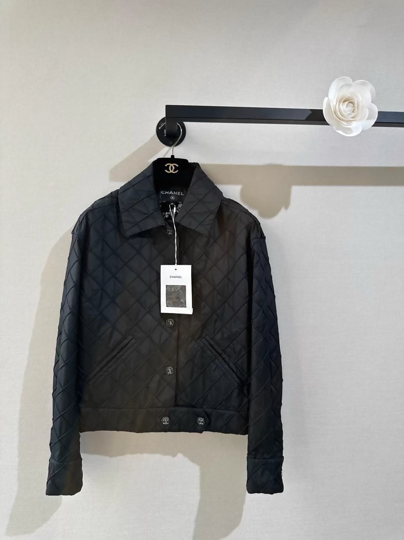 Chanel 25M black silk quilted jacket