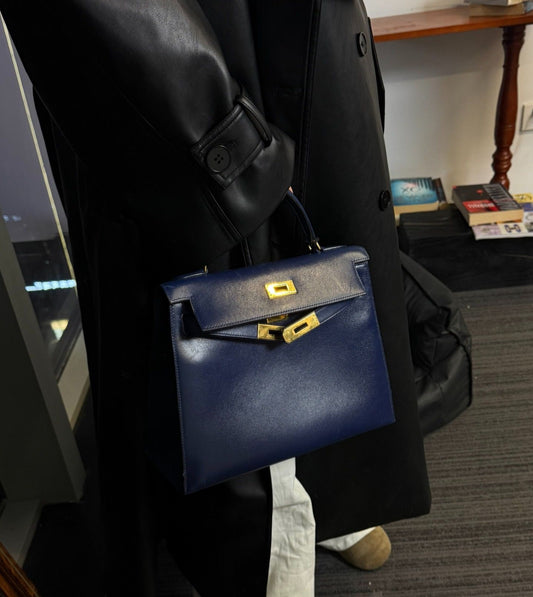Hermes Kelly 28 Blue Sapphire Box Leather Hold hardware