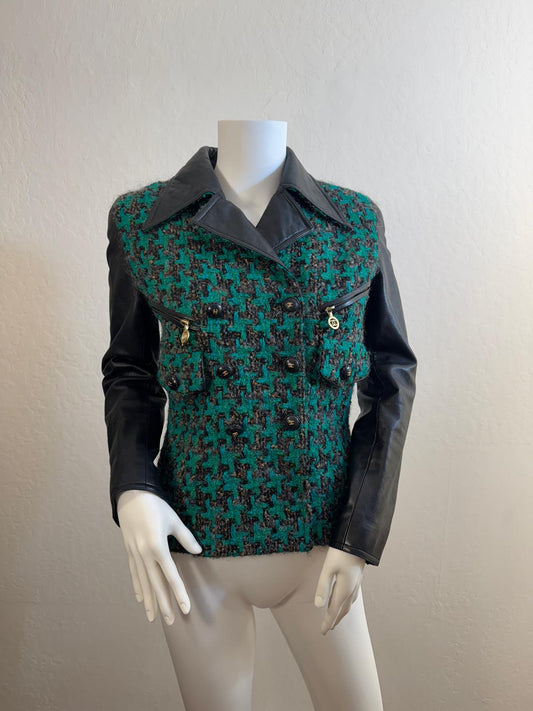 Rare Chanel Vintage 1992 Houndstooth Tweed Leather Jacket. Size 34