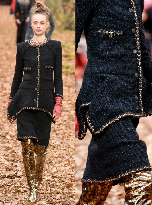 Chanel 18A tweed skirt