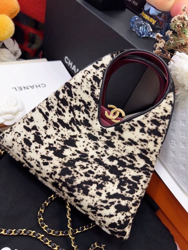 Chanel 26A black and white milk-print leopard print shoulder bag