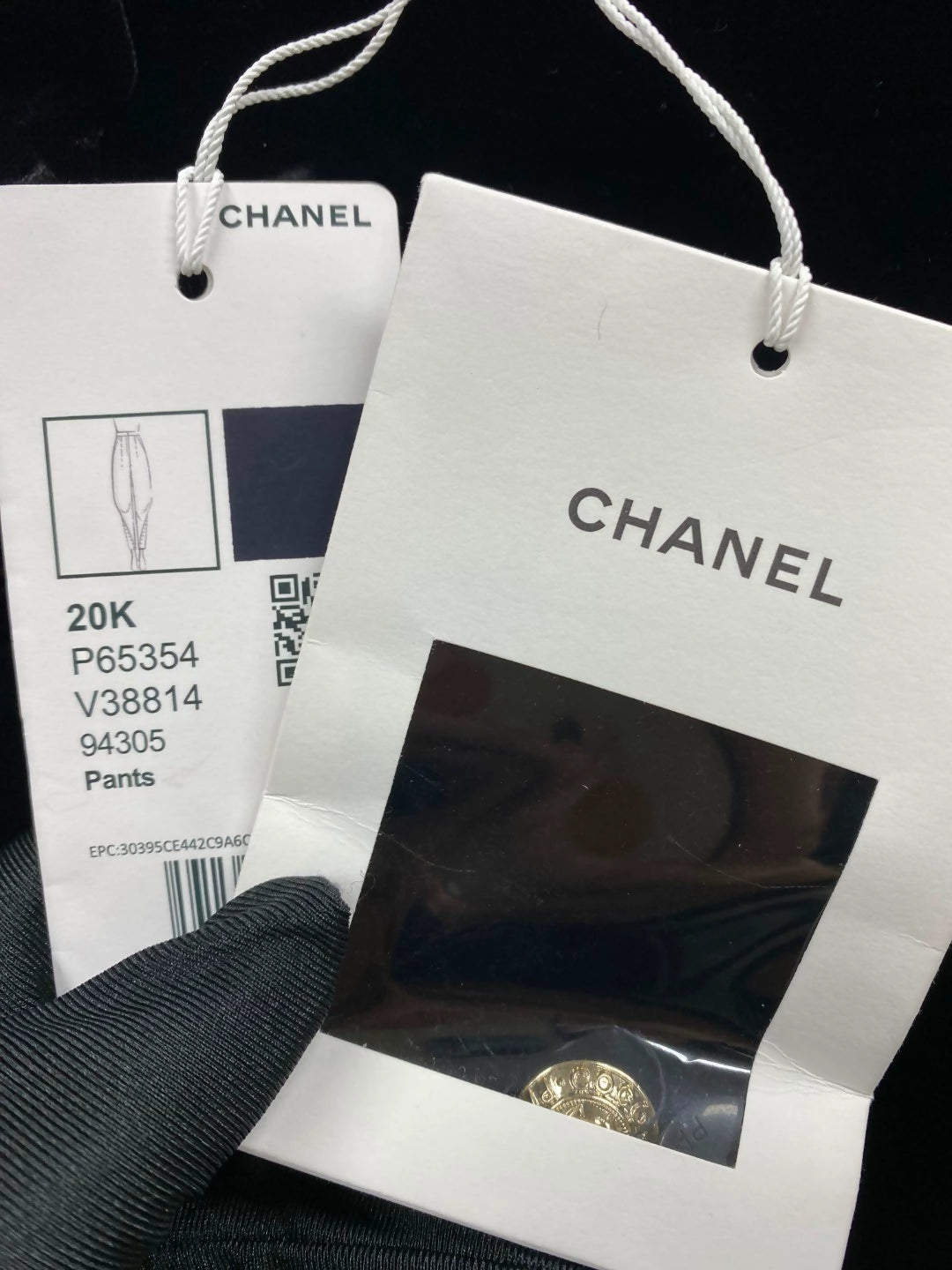 Chanel 20k velvet black buttoned trousers