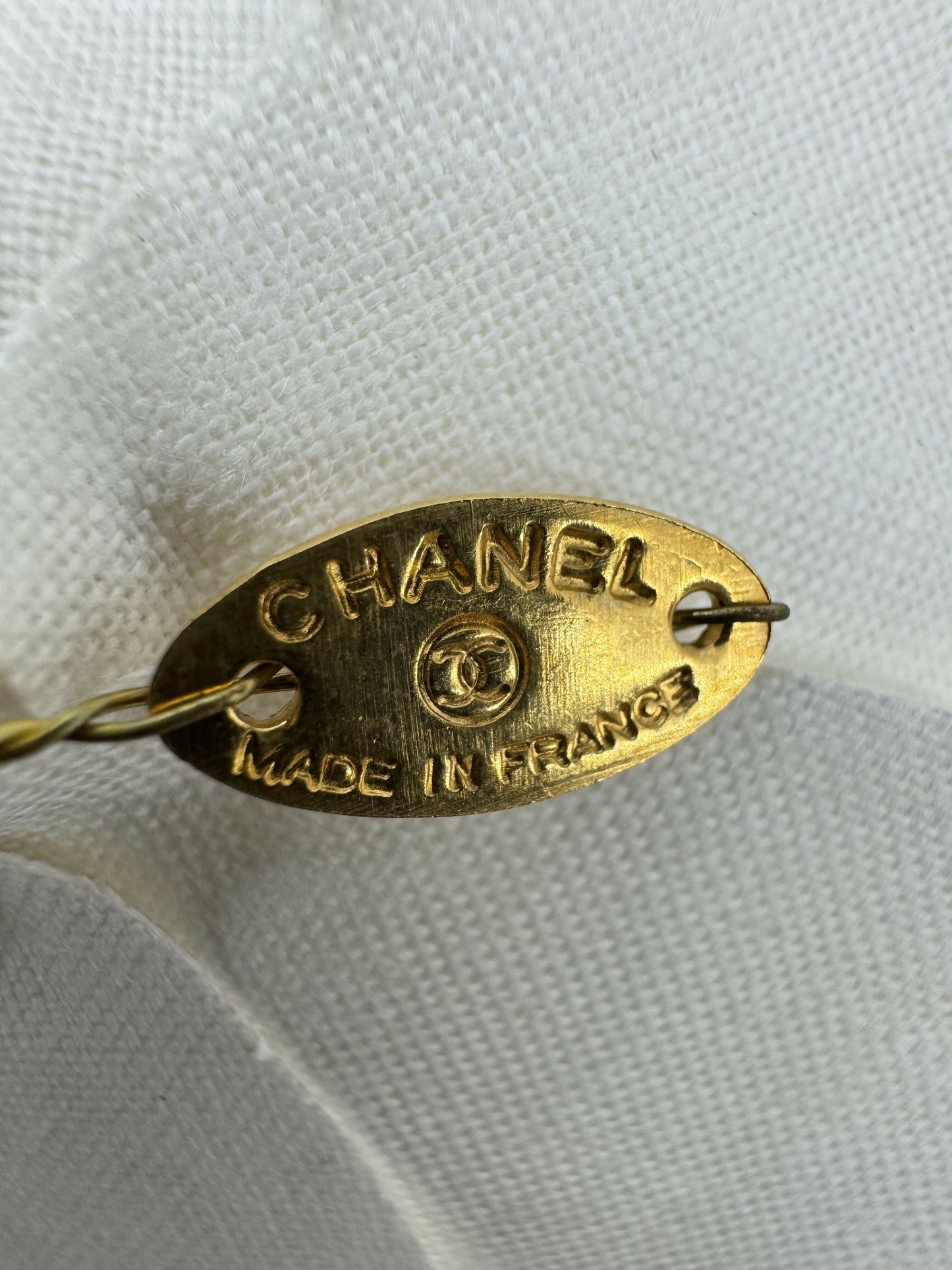 Chanel Vintage 81-85 White Silk Camellia Brooch