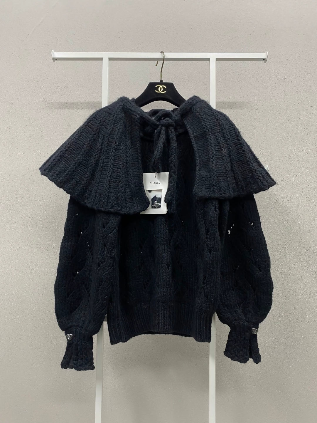Chanel 21B black cape knitted pullover top