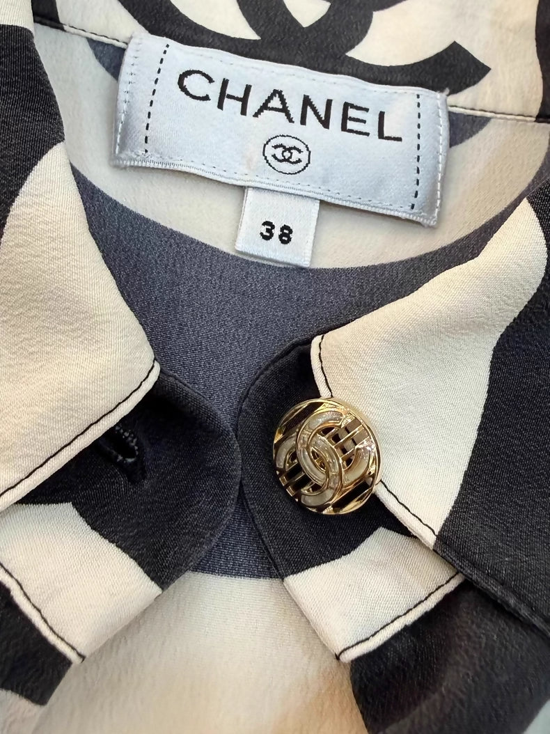 Chanel 21p black and white wavy pattern short-sleeved T-shirt