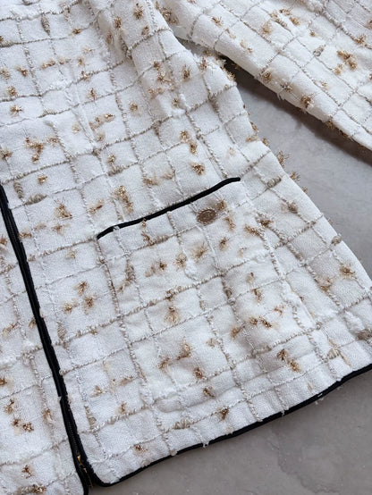 Chanel 19S ecru gold tweed Jacket