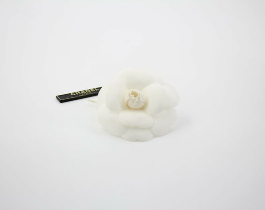 Chanel Vintage 81-85 Silk Small Size White Camellia Brooch