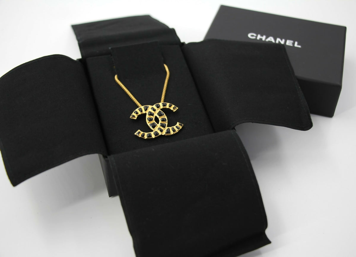 Chanel B19A Metal Black & Gold "Along the Nile" CC Necklace