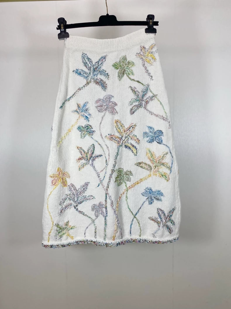 Chanel white Heavy Embroidery Floral Skirt
