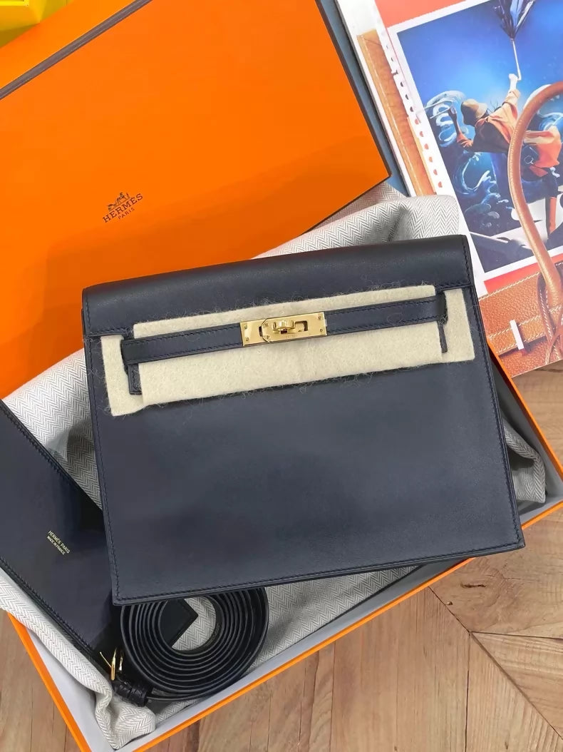 Hermès Kelly Danse black Swift leather with gold hardware
