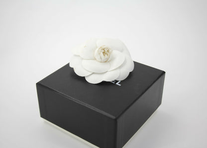 Chanel Vintage 81-85 White Silk Camellia Brooch
