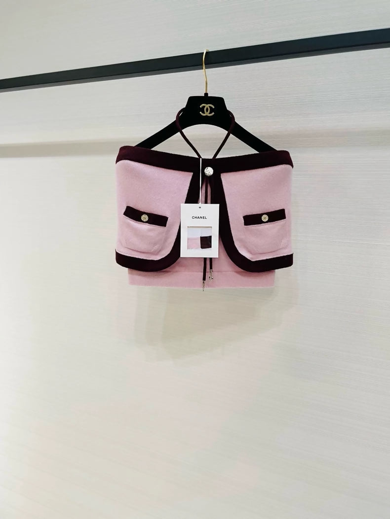 Chanel 25A pink cashmere top