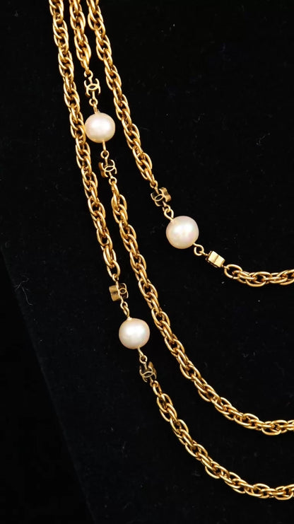 Chanel Plain Gold and Pearl Patchwork Long Necklace/Sweater Chain
